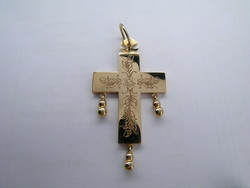 CROIX TRADITIONNELLE DE SAVOIE DU BEAUFORTIN PAMPILLES  18K