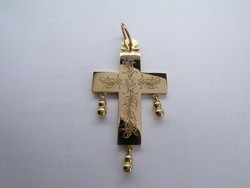 CROIX TRADITIONNELLE DE SAVOIE DU BEAUFORTIN PAMPILLES  18K